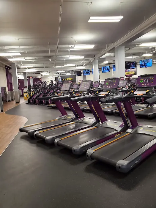 Planet Fitness Picture 4