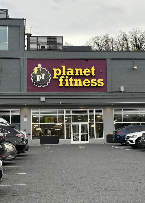 Planet Fitness Picture 5