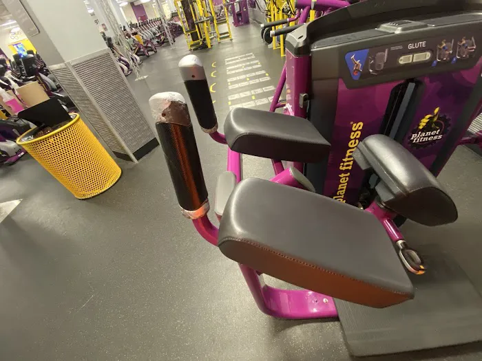 Planet Fitness Picture 7