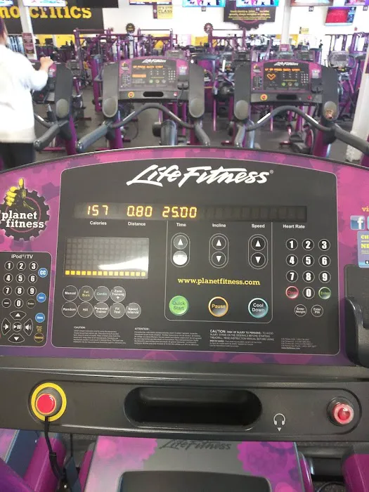 Planet Fitness Picture 3