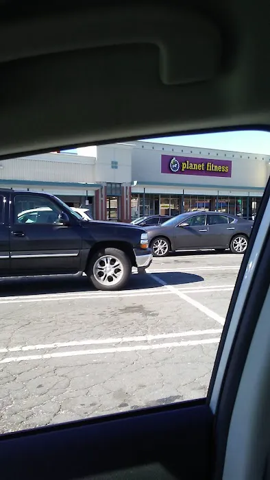 Planet Fitness Picture 5