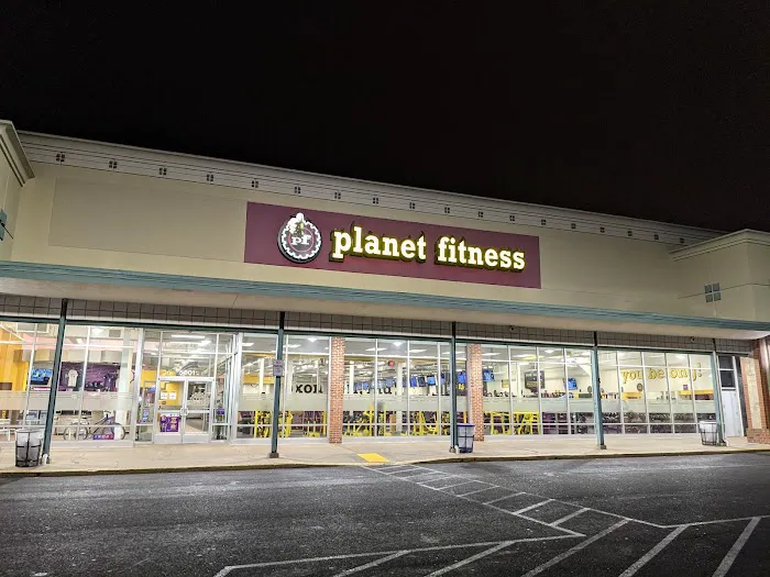 Planet Fitness Picture 4