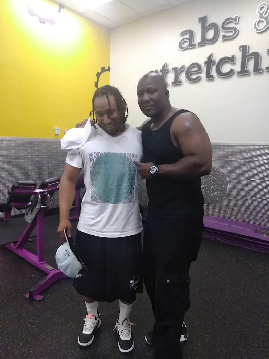 Planet Fitness Picture 7