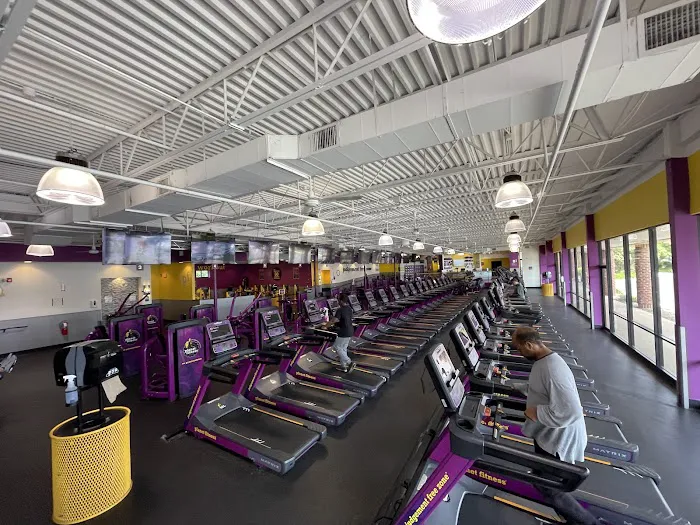 Planet Fitness Picture 1
