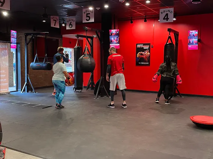 9Round Fitness Picture 6