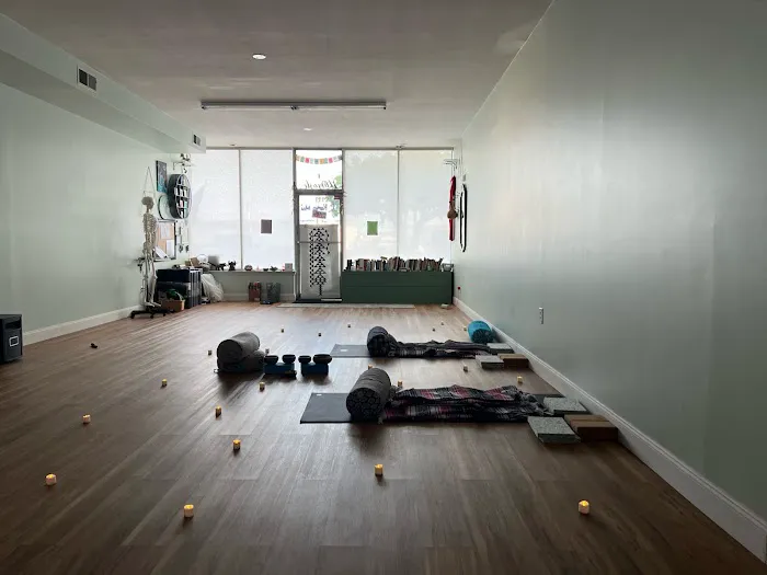 Hedera Yoga Studio Picture 4