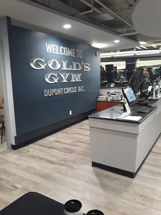 Gold's Gym - Dupont Circle Picture 4