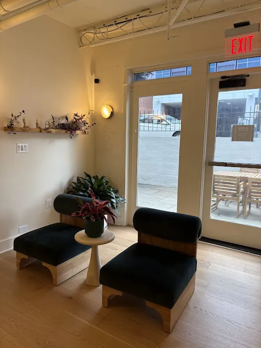 Lūneh Yoga Picture 5