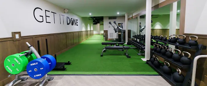 Onelife Fitness - TenleyTown Picture 8