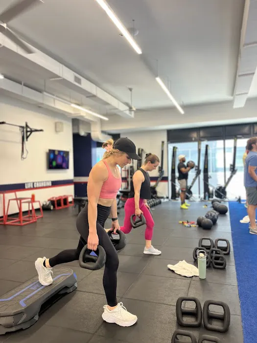 F45 Training Navy Yard - Wharf Picture 7
