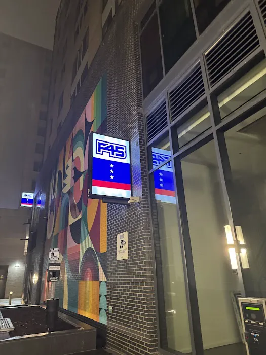 F45 Training Navy Yard - Wharf Picture 5