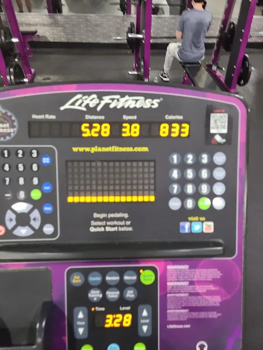 Planet Fitness Picture 1