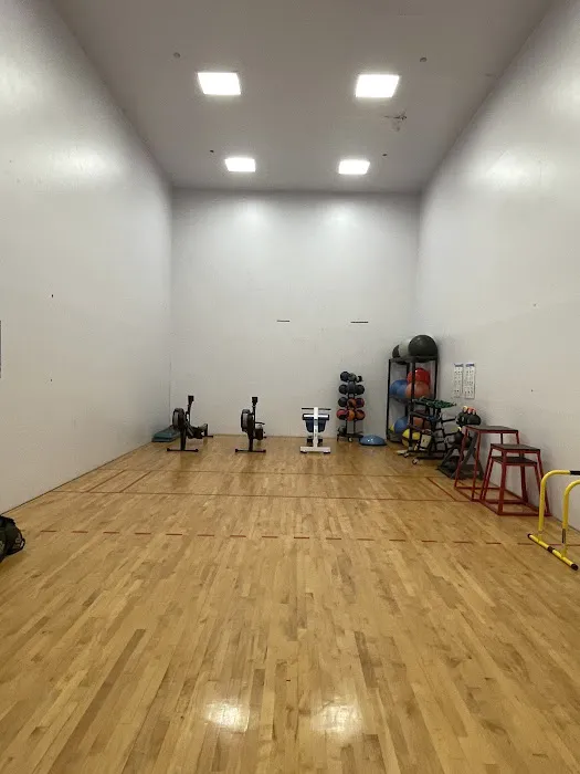 Fitness Center II Picture 4