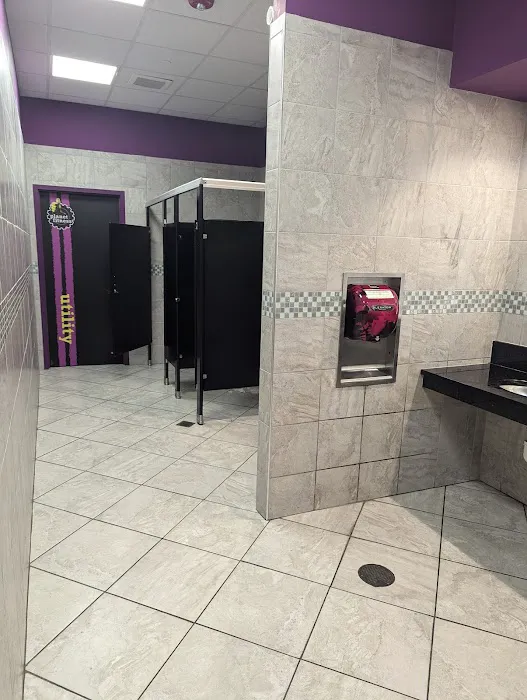 Planet Fitness Picture 3