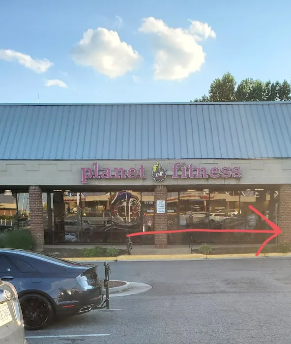 Planet Fitness Picture 9