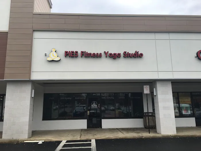 PIES Fitness Yoga Studio Picture 5
