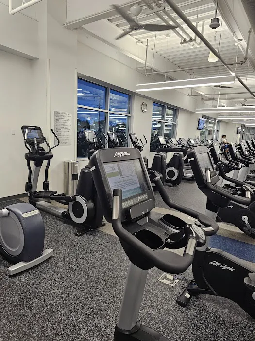 Main Line Health Fitness & Wellness Center Picture 2