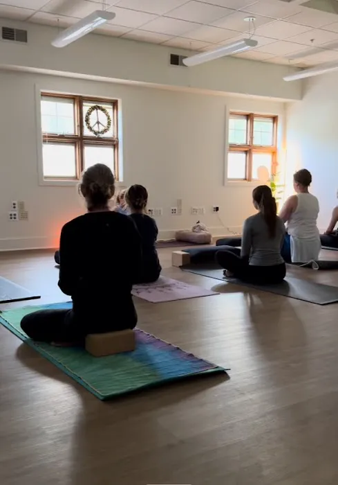 Moments Yoga Picture 1