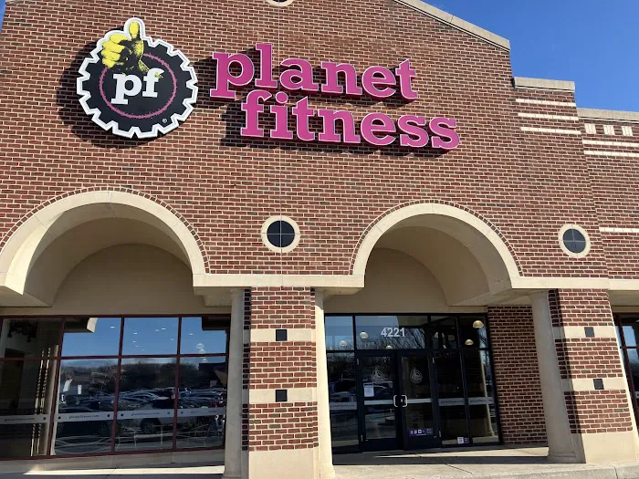 Planet Fitness Picture 2