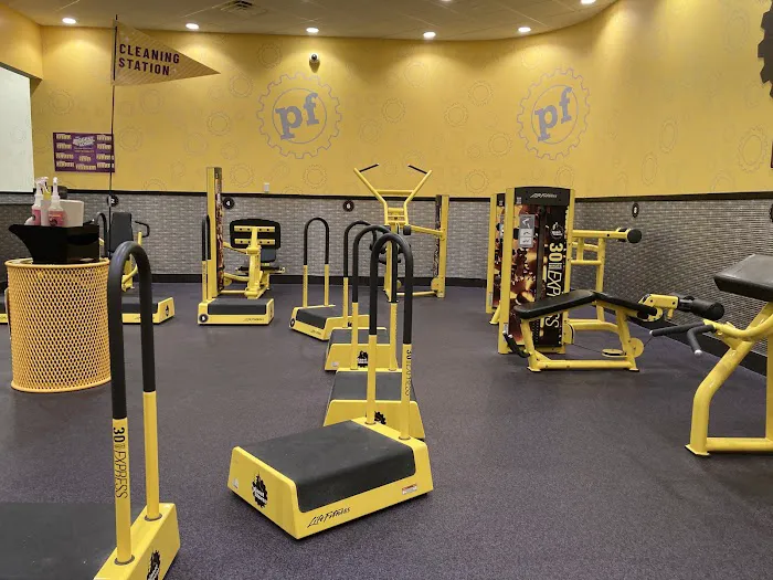 Planet Fitness Picture 4
