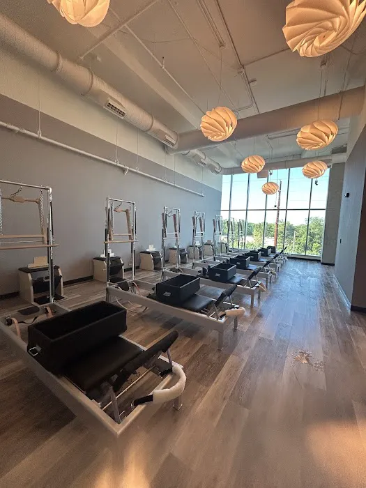 VIDA Pilates - Reston Station Picture 2