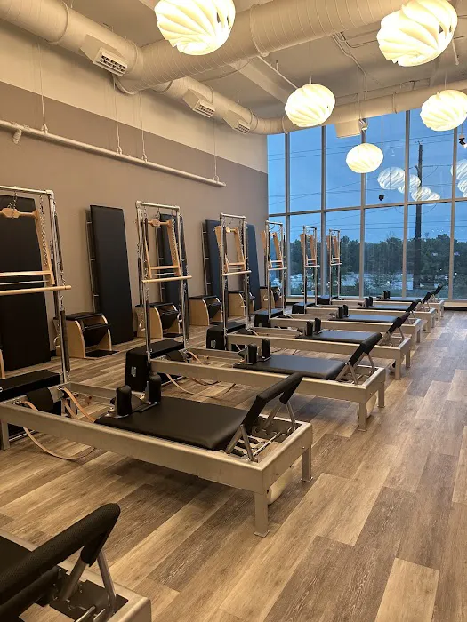 VIDA Pilates - Reston Station Picture 7
