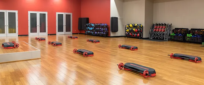Onelife Fitness - Crystal Park Picture 7
