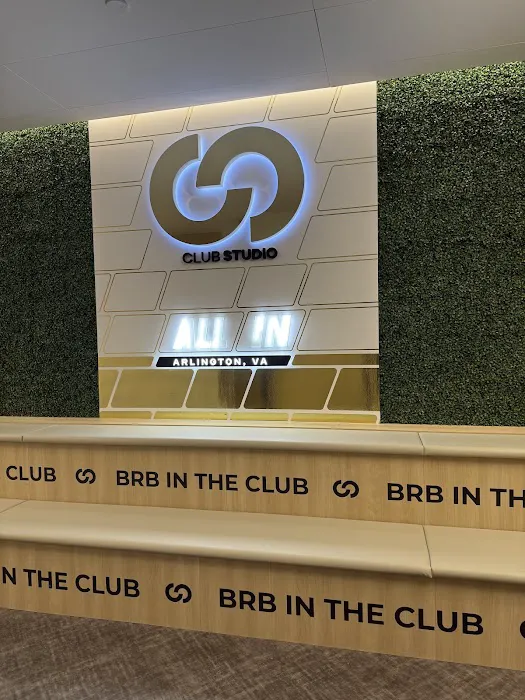 Club Studio Picture 2
