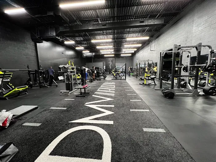 DMV Iron Gym Picture 7