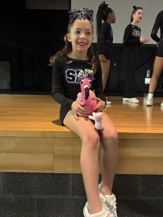 Supreme Loyalty Cheer Picture 3