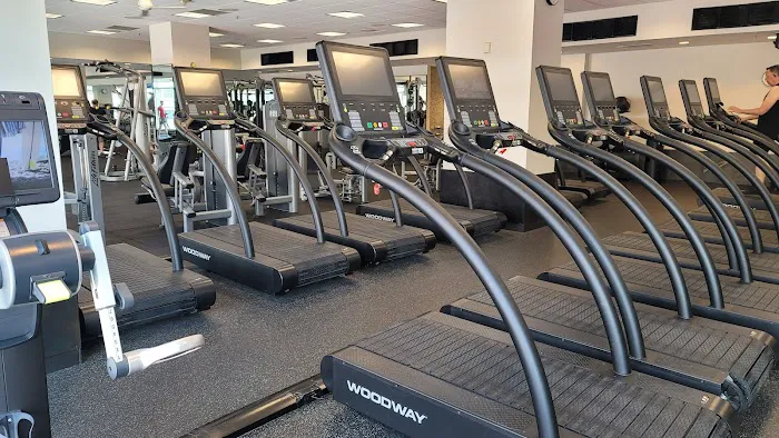 Equinox Sports Club Washington, D.C. Picture 2