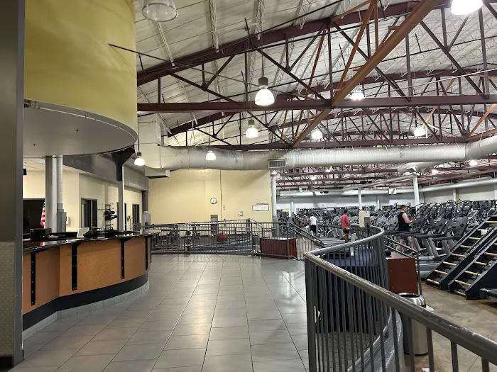 LA Fitness Picture 8