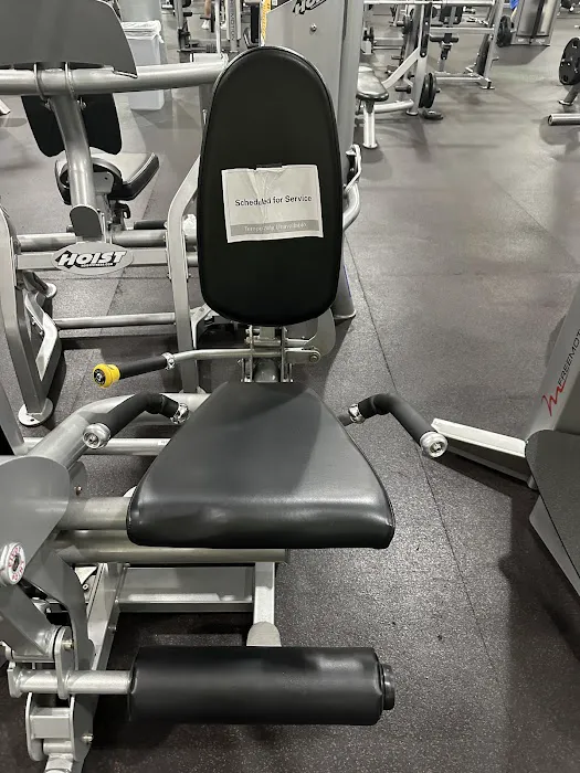 LA Fitness Picture 6