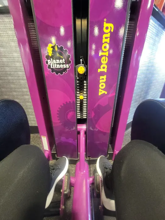 Planet Fitness Picture 8