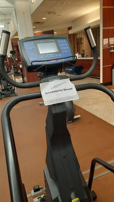LA Fitness Picture 1