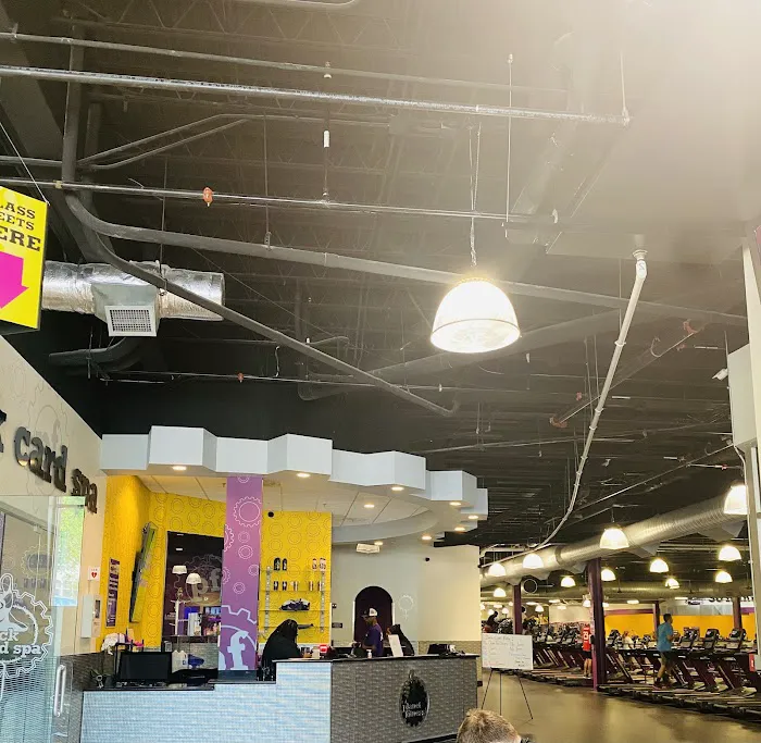 Planet Fitness Picture 10