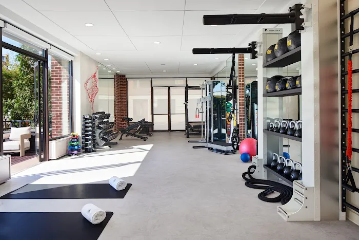 Four Seasons Fitness Club Picture 8