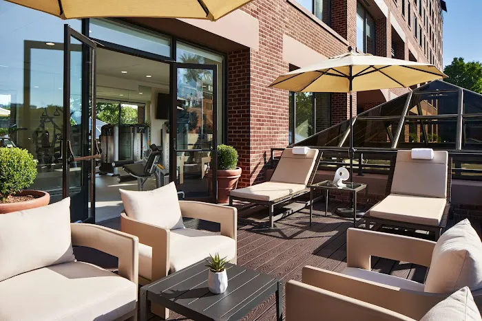 Four Seasons Fitness Club Picture 4
