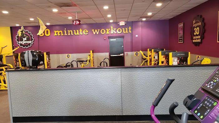 Planet Fitness Picture 8