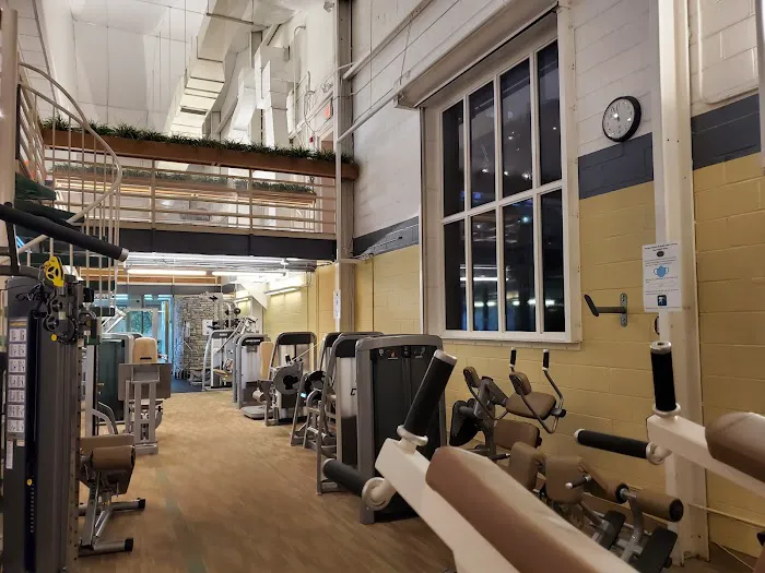 McLean Racquet & Health Club Picture 4