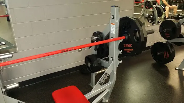 Henderson Hall Smith Gym Picture 9