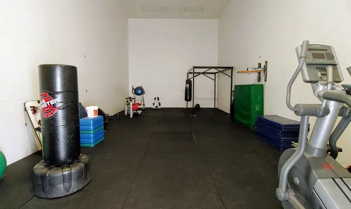Henderson Hall Smith Gym Picture 5