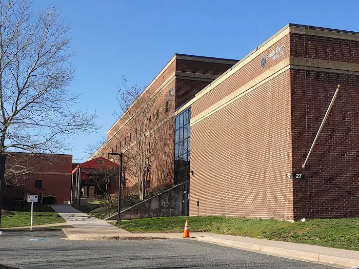 Henderson Hall Smith Gym Picture 8