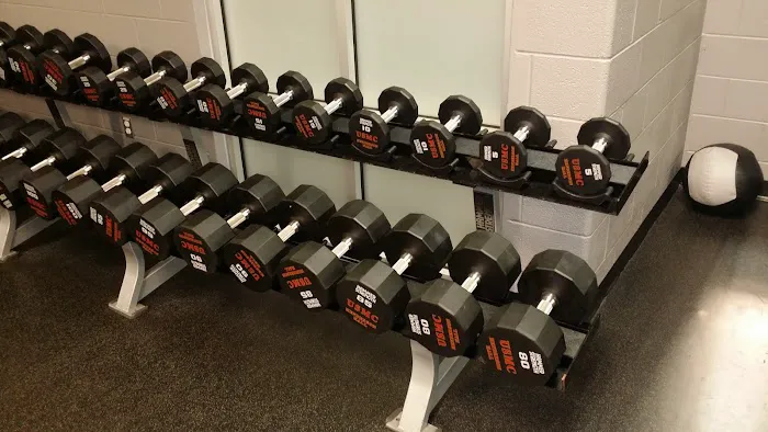 Henderson Hall Smith Gym Picture 3
