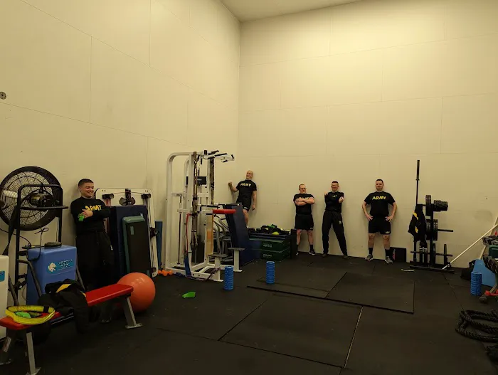 Henderson Hall Smith Gym Picture 6
