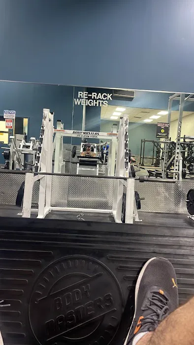 Gold's Gym - Lorton Picture 2