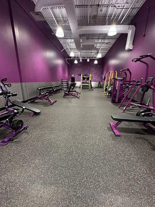 Planet Fitness Picture 1