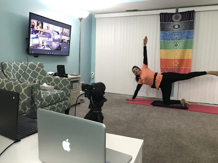 happiness yoga Picture 2