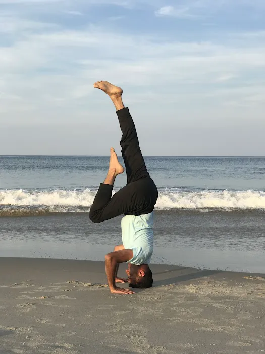 happiness yoga Picture 3
