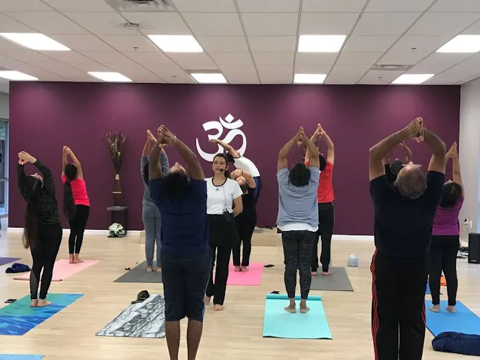 happiness yoga Picture 9